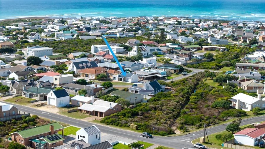 To Let 3 Bedroom Property for Rent in Struisbaai Western Cape